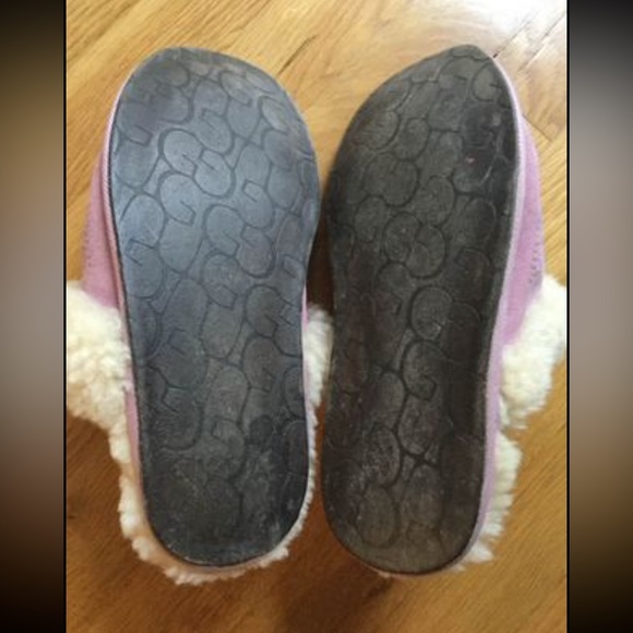COPY - UGG size 8, Women's Scuffette II Slipper - Picture 5 of 5